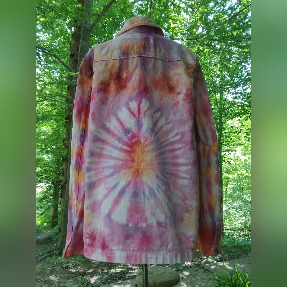 Old Navy (Sz.L.tall.)Tie-Dye Long Sleeve Denim Jacket That Extents Passed Waist.